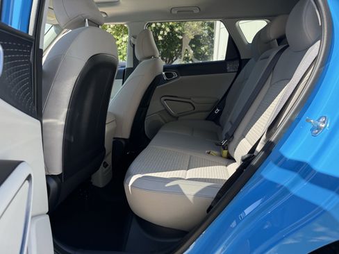 New 2025 Kia Soul EX image 11