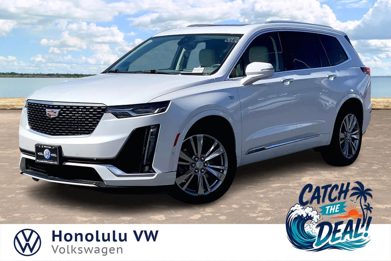 Used 2023 Cadillac XT6 Premium Luxury w/ Technology Package FWD image 1