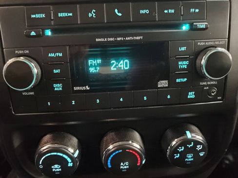 Used 2016 Jeep Patriot Sport w/ Power Value Group image 23