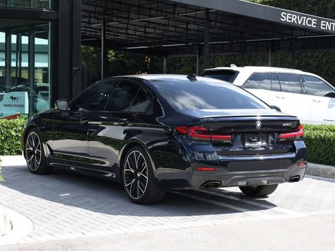 Used 2023 BMW 530i w/ M Sport Package image 5