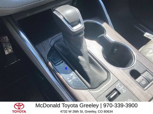 Used 2022 Toyota Highlander Platinum AWD/4WD image 20