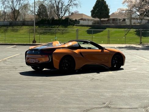 Used 2019 BMW i8 Roadster image 8