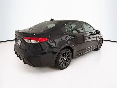 Certified 2025 Toyota Corolla SE FWD image 6