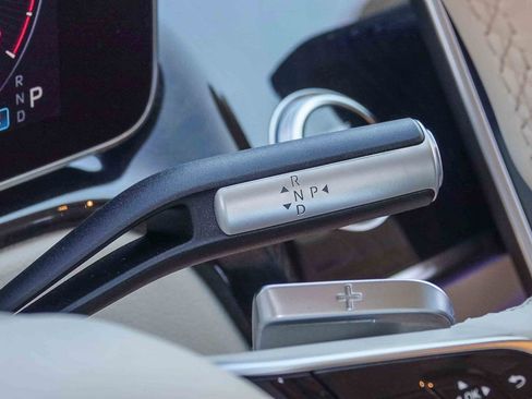 Certified 2022 Mercedes-Benz S 500 4MATIC image 20