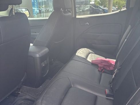 Used 2019 Chevrolet Colorado Z71 AWD/4WD image 10