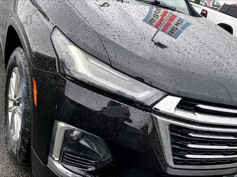 Used 2023 Chevrolet Traverse LT FWD image 31