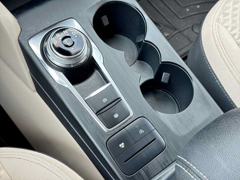 Certified 2020 Ford Escape SE FWD image 32