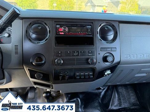 Used 2016 Ford F550 4x4 Crew Cab Super Duty w/ Power Equipment Group image 17