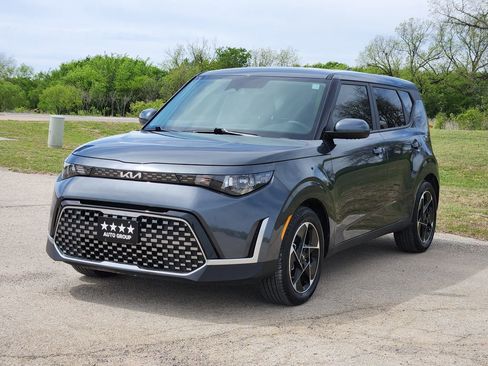 Used 2024 Kia Soul EX FWD image 3