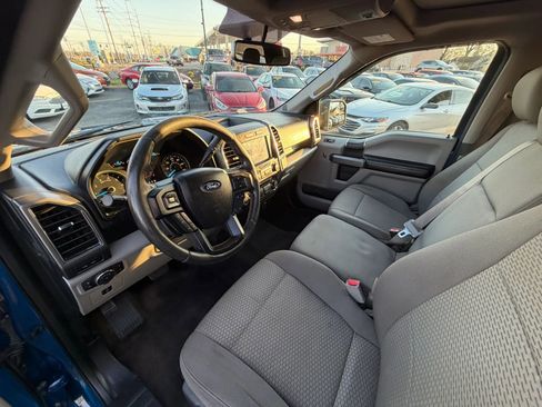 Used 2017 Ford F150 XLT w/ Equipment Group 301A Mid AWD/4WD image 22