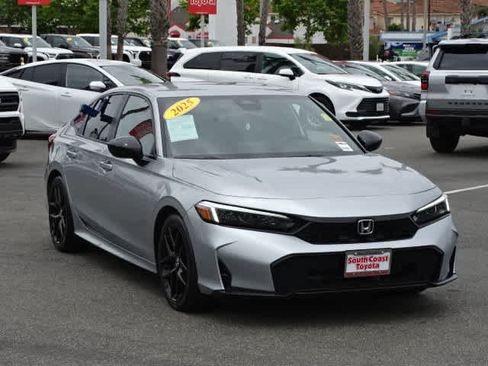 Used 2025 Honda Civic Sport image 2