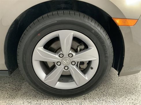 Used 2018 Honda Odyssey EX-L image 14