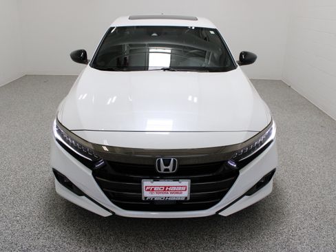 Used 2022 Honda Accord Sport image 3