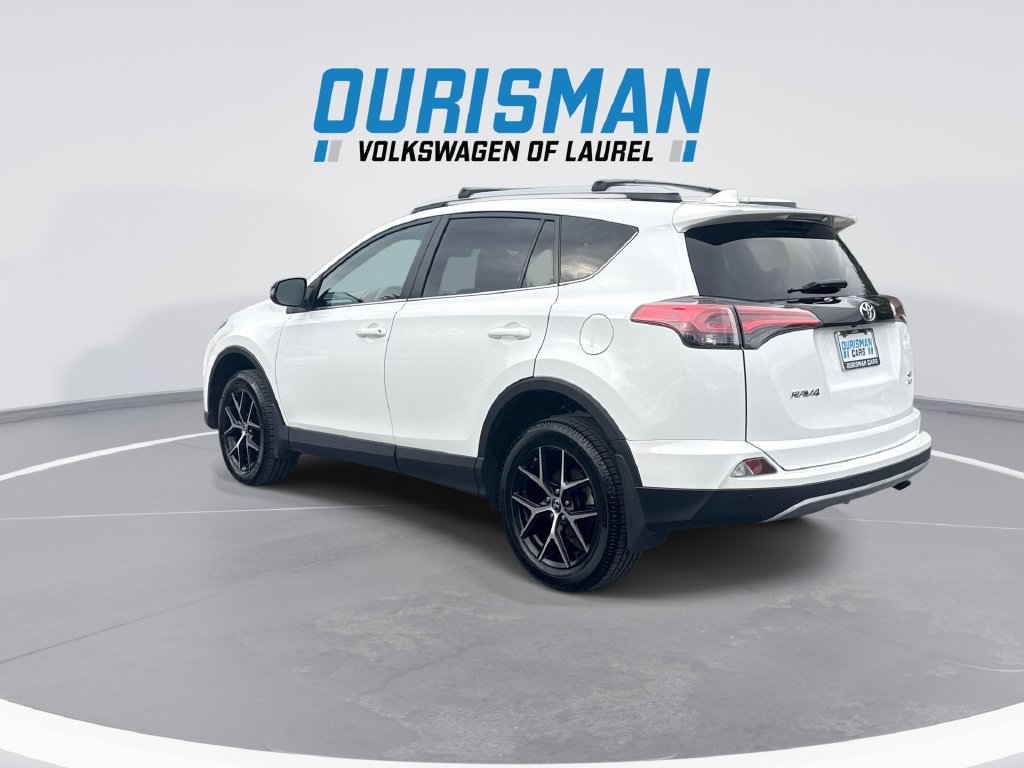 Used 2018 Toyota RAV4 SE w/ Advanced Technology Package AWD/4WD image 6