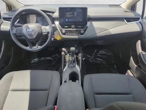 Used 2025 Toyota Corolla LE FWD image 21