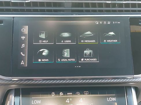 Used 2022 Audi RS Q8 AWD/4WD image 25