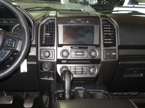 Used 2018 Ford F150 XLT w/ Equipment Group 302A Luxury image 37