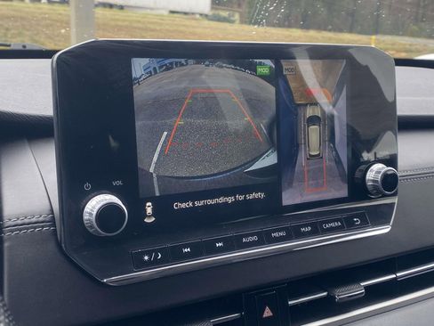 Used 2022 Mitsubishi Outlander SE image 22