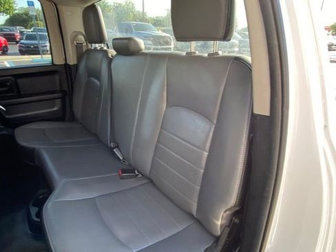 Used 2022 RAM 1500 Tradesman w/ Chrome Appearance Group RWD image 24