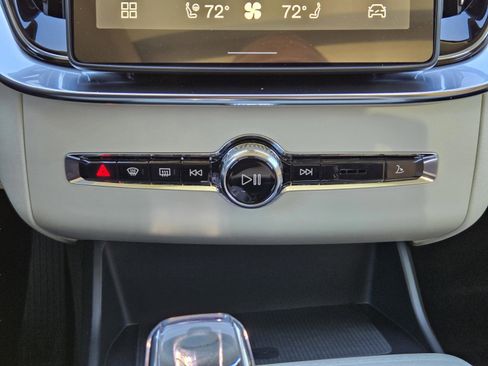 New 2026 Volvo XC90 B6 Ultra AWD/4WD image 17