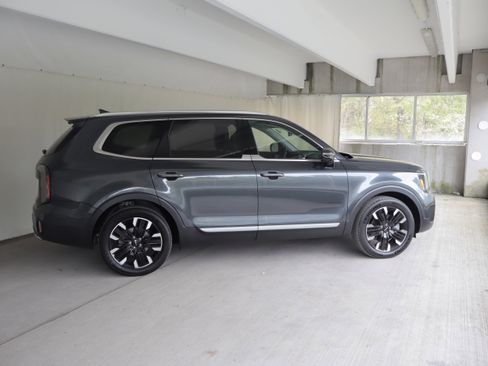 Used 2023 Kia Telluride SX Prestige AWD/4WD image 6
