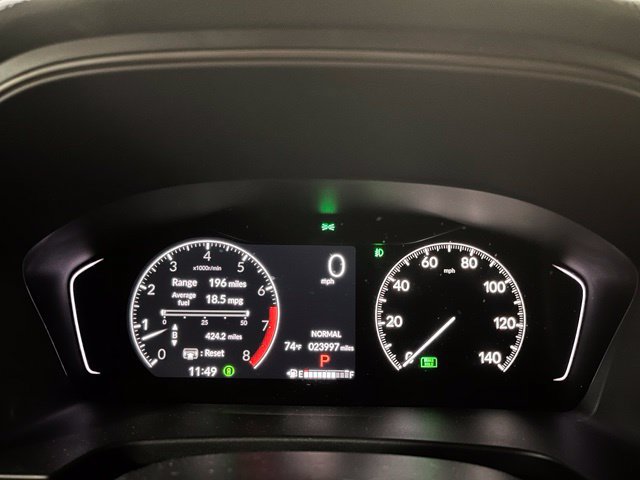 Used 2025 Honda Pilot TrailSport image 16