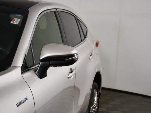 Used 2021 Toyota Venza Limited AWD/4WD image 12