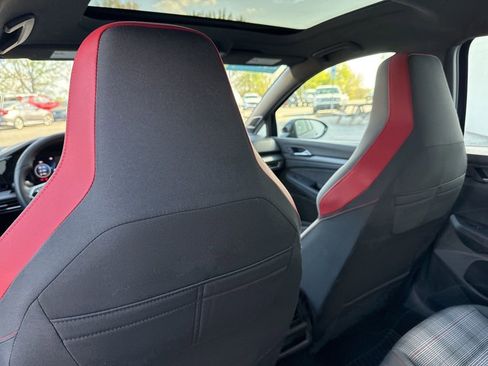 Certified 2023 Volkswagen GTI SE w/ Black Wheel Package image 18