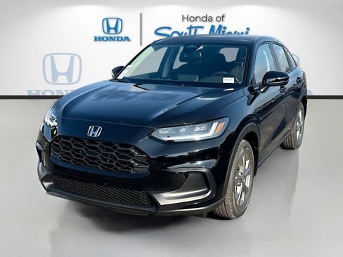 Certified 2026 Honda HR-V LX image 3