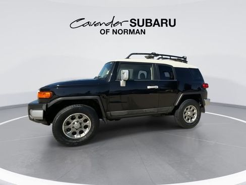 Used 2012 Toyota FJ Cruiser 4WD w/ Upgrade Pkg image 5