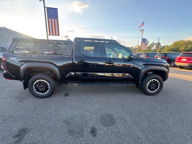 Used 2025 Toyota Tacoma TRD Off-Road w/ TRD Off Road Premium Package AWD/4WD image 8