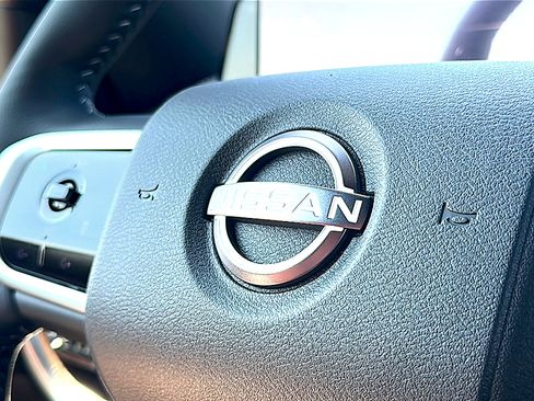 New 2026 Nissan Armada SL w/ Captain's Chari Seat Package AWD/4WD image 21