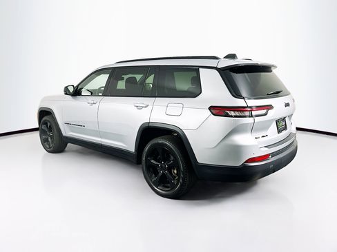 Used 2023 Jeep Grand Cherokee L Limited w/ Black Appearance Package image 5