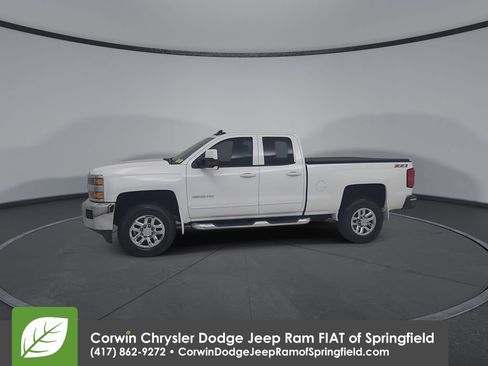 Used 2017 Chevrolet Silverado 2500 LT w/ LT Convenience Package AWD/4WD image 8