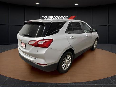 Used 2020 Chevrolet Equinox LS image 4