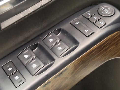 Used 2018 GMC Sierra 1500 Denali image 27