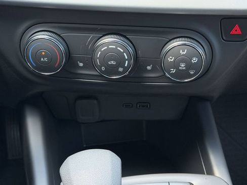 New 2026 Chevrolet Trax RS FWD image 15
