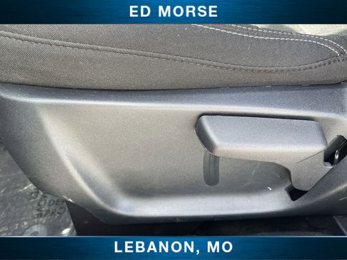 Used 2025 Ford Escape Active AWD/4WD image 32
