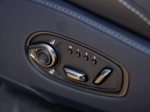 Used 2025 Aston Martin DBX 707 AWD/4WD image 33
