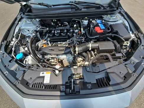 Used 2023 Honda Accord EX image 33