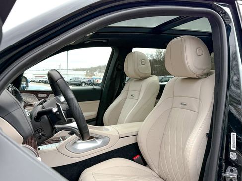 Used 2023 Mercedes-Benz GLS 63 AMG 4MATIC image 16