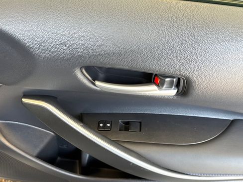Certified 2022 Toyota Corolla SE w/ Carpet Mat Package (TMS) FWD image 21