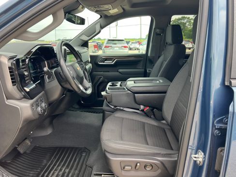 Certified 2024 Chevrolet Silverado 1500 LT AWD/4WD image 4