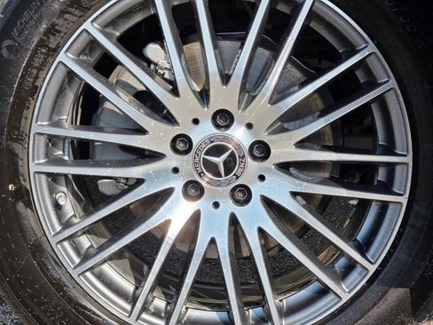 Used 2026 Mercedes-Benz GLC 300 4MATIC image 19