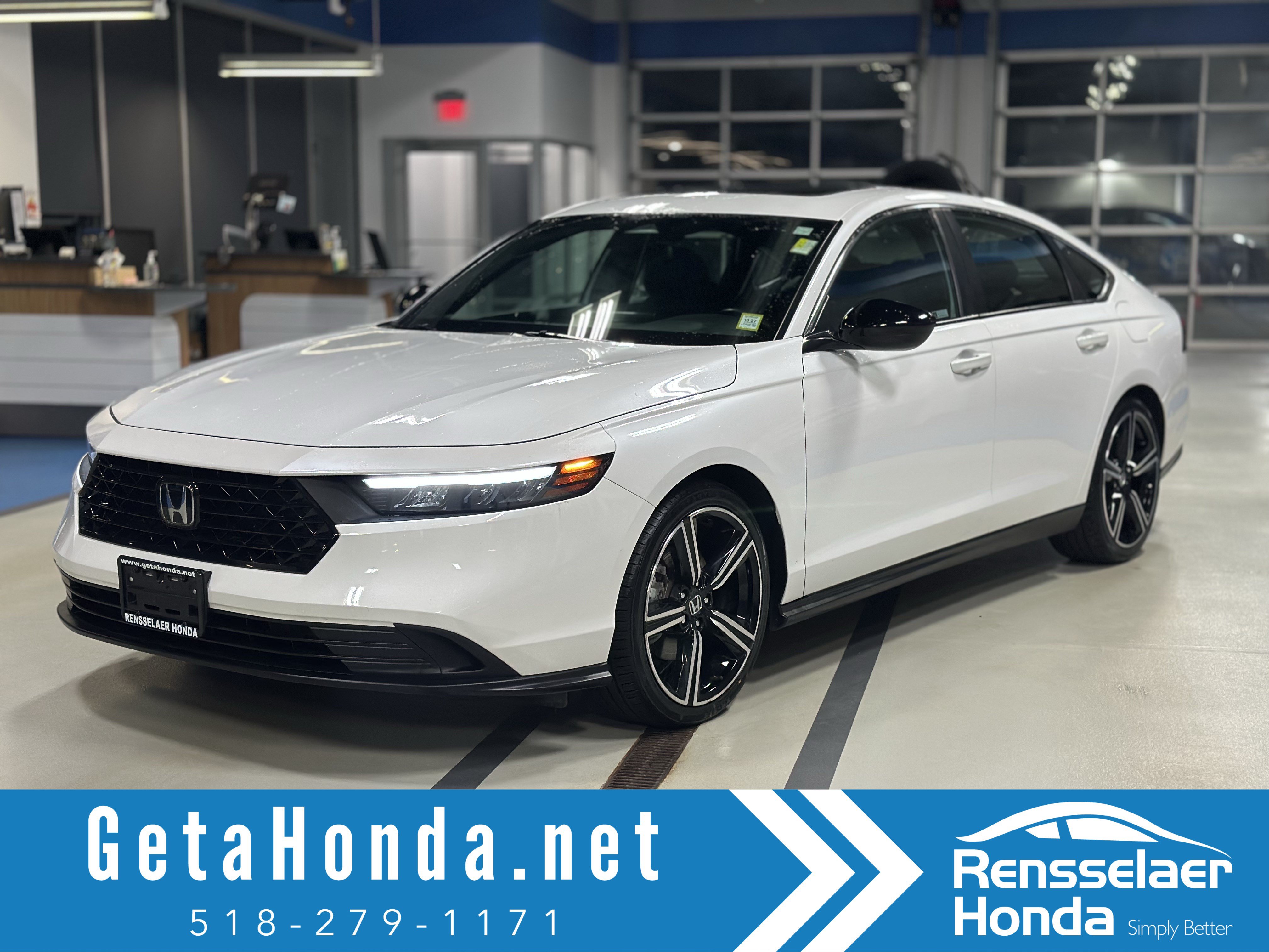 Used 2024 Honda Accord Sport image 1