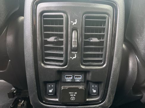 Used 2023 Dodge Durango GT image 20