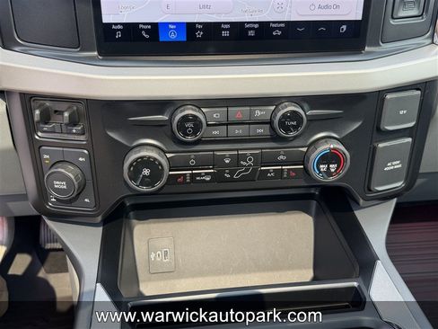 Used 2025 Ford F250 XLT w/ Black Appearance Package AWD/4WD image 12