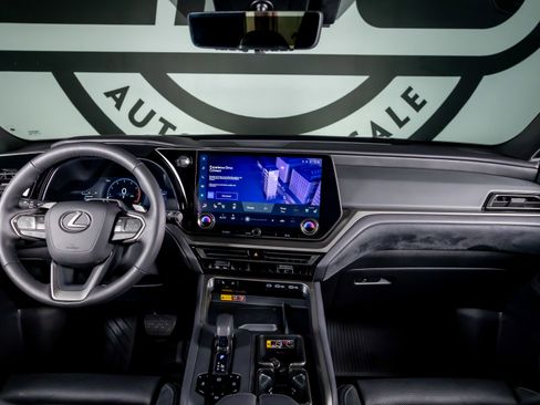 Used 2024 Lexus TX 350 FWD w/ Technology Package image 2