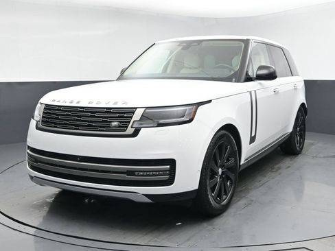 Used 2024 Land Rover Range Rover SE AWD/4WD image 1