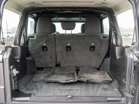 Used 2022 Jeep Wrangler Unlimited Sport AWD/4WD image 12
